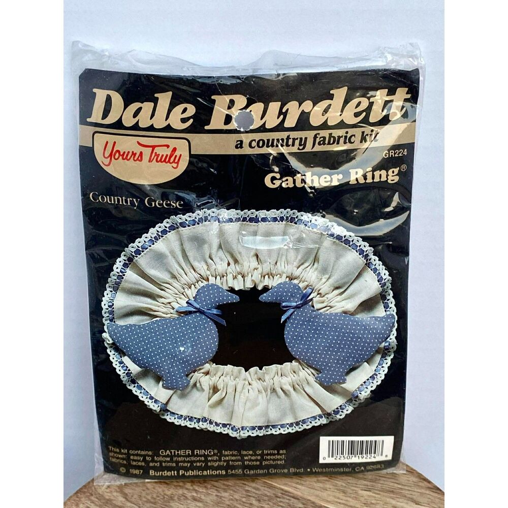 Dale Burdett Vintage Cottage Core Country Blue Goose Gather Ring DIY Kit #GR224